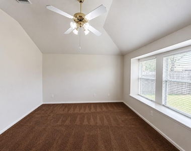 20410 Nelva Park Court - Photo Thumbnail 37
