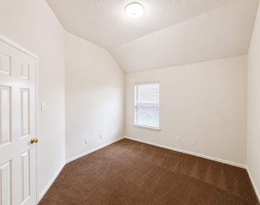 20410 Nelva Park Court - Photo Thumbnail 23