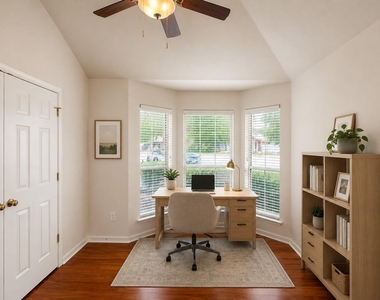 20410 Nelva Park Court - Photo Thumbnail 8