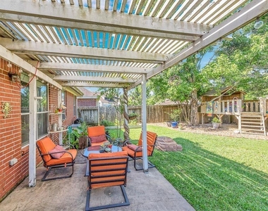 15615 Bending Birch Drive - Photo Thumbnail 20