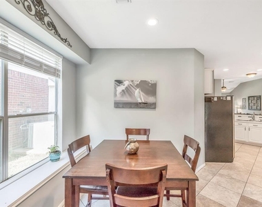 15615 Bending Birch Drive - Photo Thumbnail 4