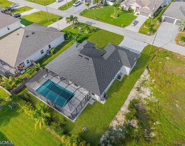 821 Nw 37th Place - Photo Thumbnail 42