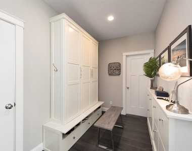 1163 Sagamore - Photo Thumbnail 1