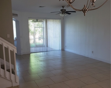 17506 Cherry Ridge Lane - Photo Thumbnail 7