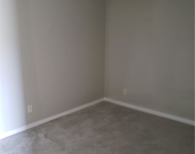 17506 Cherry Ridge Lane - Photo Thumbnail 24