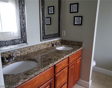 17506 Cherry Ridge Lane - Photo Thumbnail 17