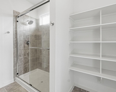 9710 Rialto Heights Drive - Photo Thumbnail 15