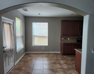20676 Oakhurst Meadows Drive - Photo Thumbnail 10