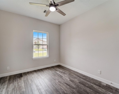 315 Apache Field Lane - Photo Thumbnail 21