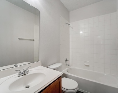 315 Apache Field Lane - Photo Thumbnail 18