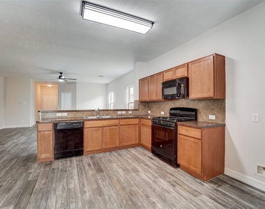 315 Apache Field Lane - Photo Thumbnail 9