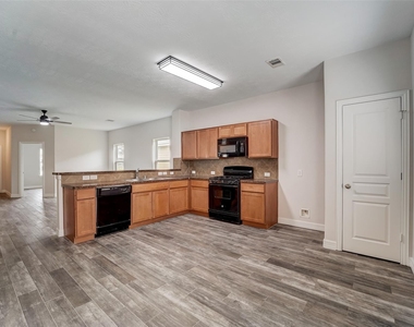 315 Apache Field Lane - Photo Thumbnail 8