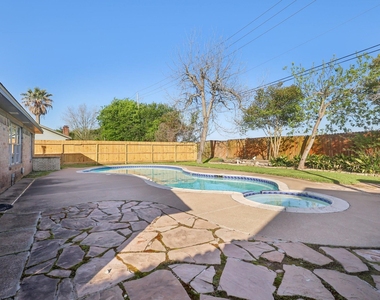 3212 Wavecrest Street - Photo Thumbnail 34