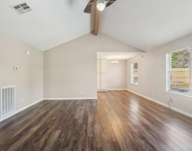 3212 Wavecrest Street - Photo Thumbnail 6