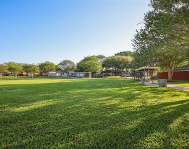 3212 Wavecrest Street - Photo Thumbnail 36