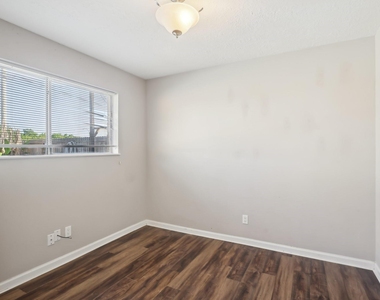 3212 Wavecrest Street - Photo Thumbnail 23