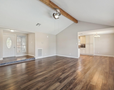 3212 Wavecrest Street - Photo Thumbnail 3