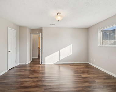 3212 Wavecrest Street - Photo Thumbnail 20