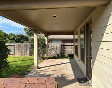 2606 Riverhollow Ln - Photo Thumbnail 27