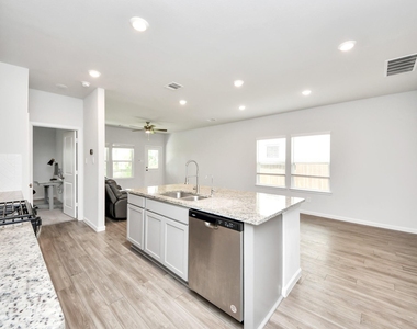 68 Valiant Ridge Trail - Photo Thumbnail 11