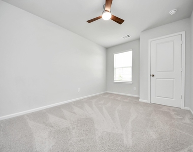68 Valiant Ridge Trail - Photo Thumbnail 32
