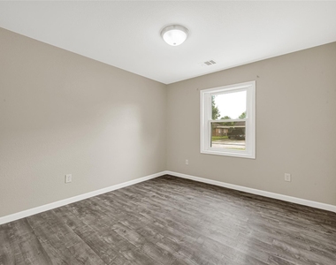 5714 Peacock Street - Photo Thumbnail 17