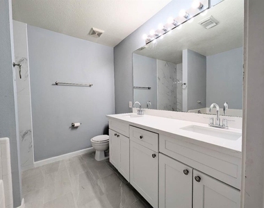 4521 Stonebridge Drive - Photo Thumbnail 7