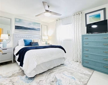 3511 Caloosa Street - Photo Thumbnail 3