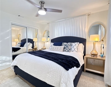 3511 Caloosa Street - Photo Thumbnail 2