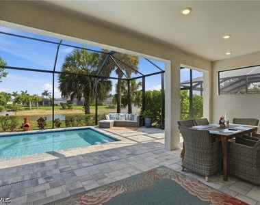 28040 Seasons Tide Avenue - Photo Thumbnail 32