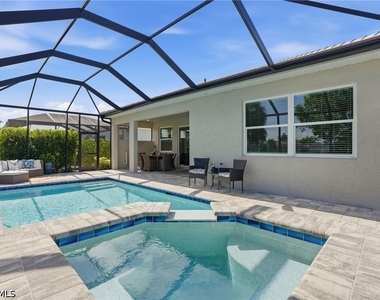 28040 Seasons Tide Avenue - Photo Thumbnail 28