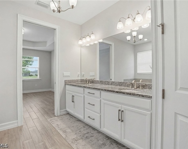28040 Seasons Tide Avenue - Photo Thumbnail 13