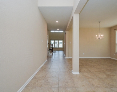 8019 Cheyenne Hills Trail - Photo Thumbnail 4