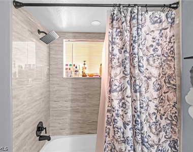 8274 Key Royal Circle - Photo Thumbnail 21