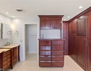 4001 Gulf Shore Boulevard N - Photo Thumbnail 13