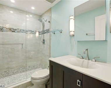 4001 Gulf Shore Boulevard N - Photo Thumbnail 16
