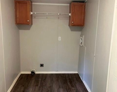 16469 Spring Rain Court - Photo Thumbnail 7