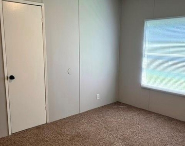 16469 Spring Rain Court - Photo Thumbnail 10
