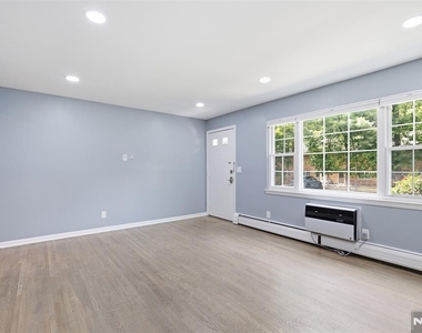 41 N Franklin - Photo Thumbnail 5