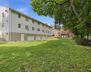 41 N Franklin - Photo Thumbnail 3