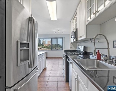 1203 River - Photo Thumbnail 21