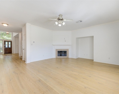 4426 Desert Cliff Court - Photo Thumbnail 14