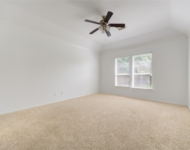 4426 Desert Cliff Court - Photo Thumbnail 16