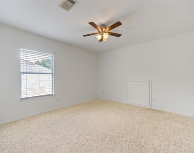 4426 Desert Cliff Court - Photo Thumbnail 23