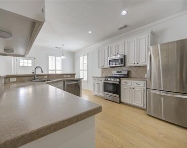 4426 Desert Cliff Court - Photo Thumbnail 7