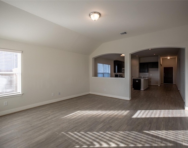 3427 Avary River Lane - Photo Thumbnail 8