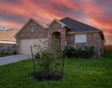 3427 Avary River Lane - Photo Thumbnail 1