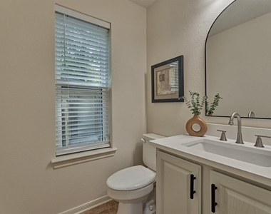 71 Breezy Point Place - Photo Thumbnail 20