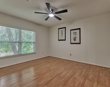 71 Breezy Point Place - Photo Thumbnail 29