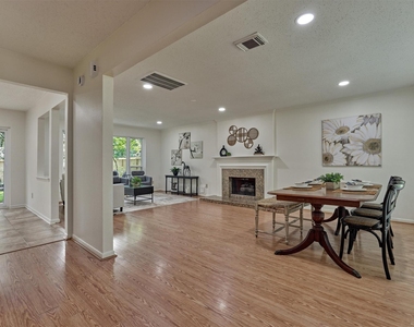 71 Breezy Point Place - Photo Thumbnail 7